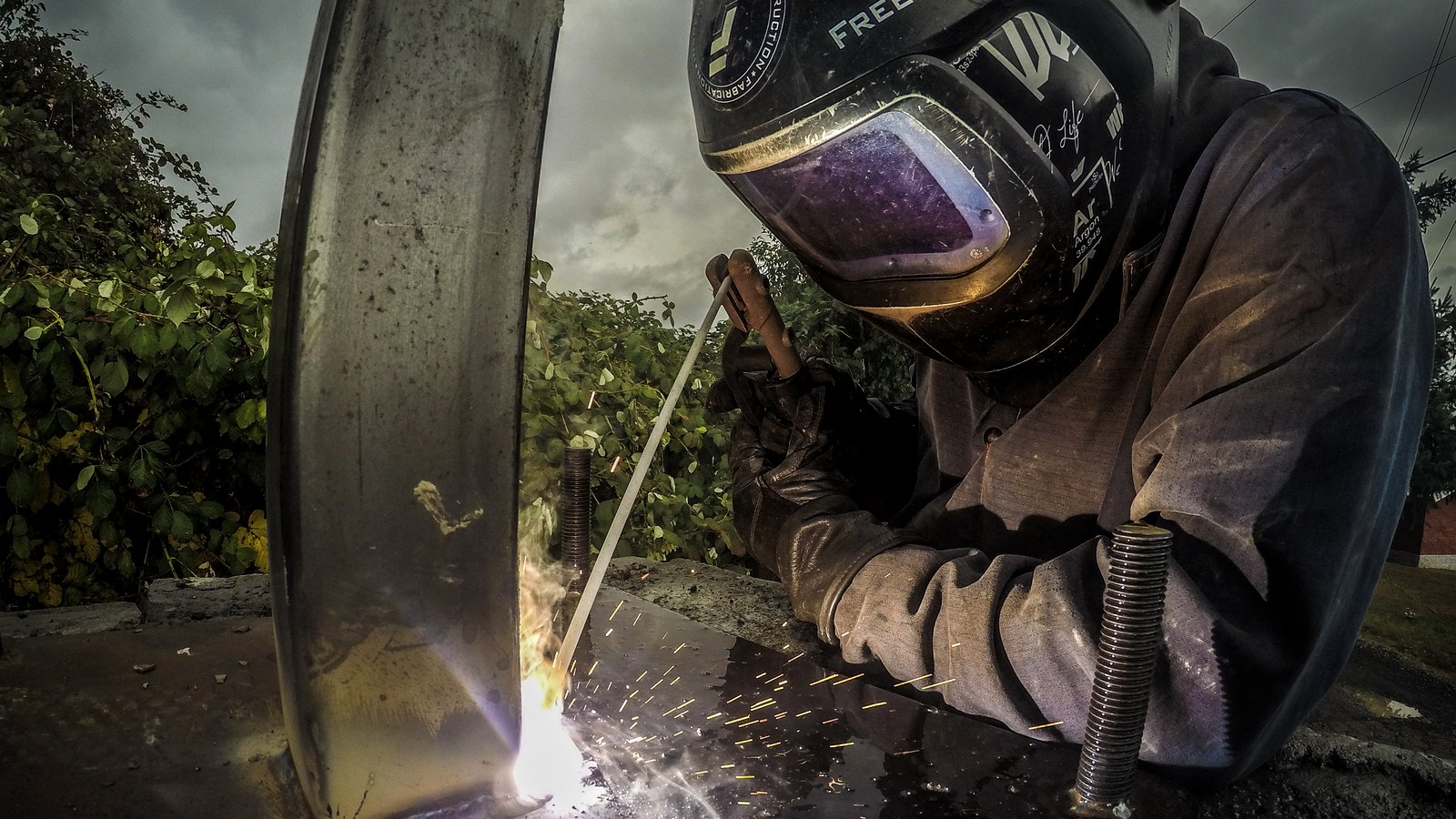 NR-34 na prática: checklist completo de segurança do soldador em canteiro industrial