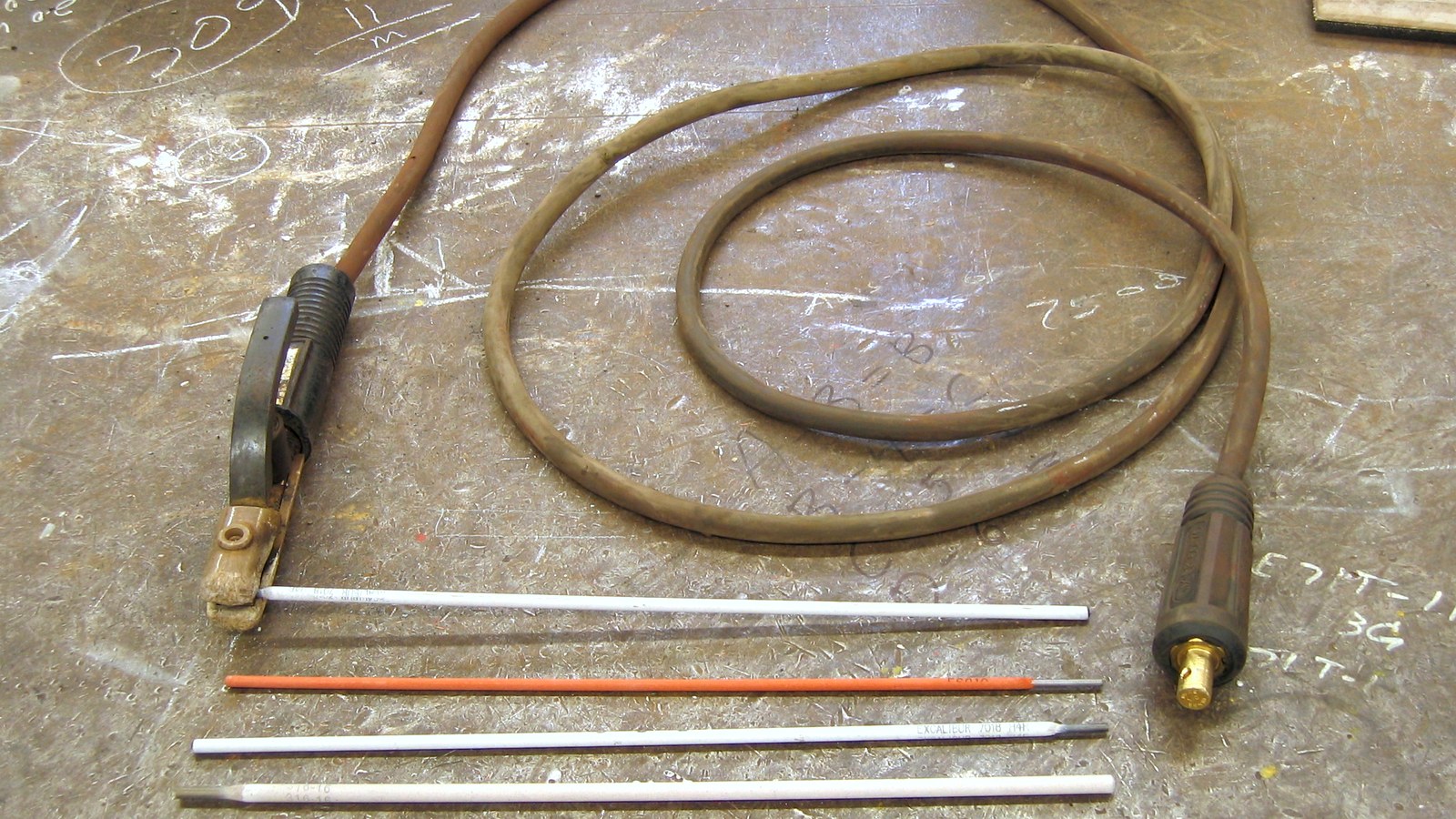 Eletrodo revestido: qual usar em cada trabalho — E6013, E7018, E6010 e inox